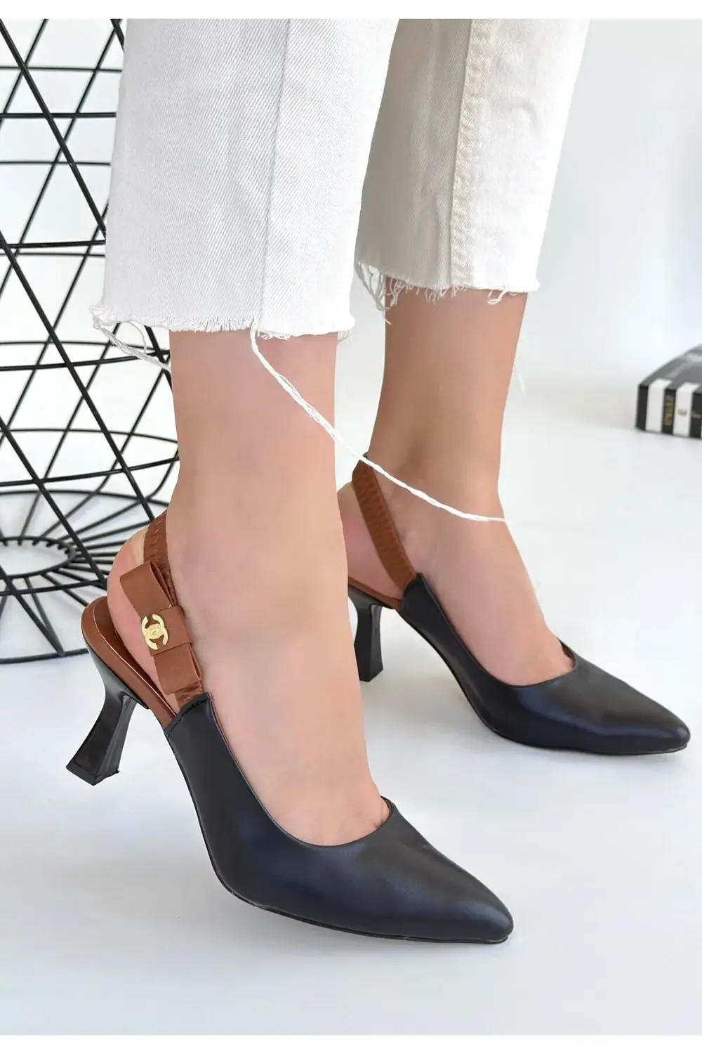 Toran Siyah Cilt Topuklu Ayakkabı