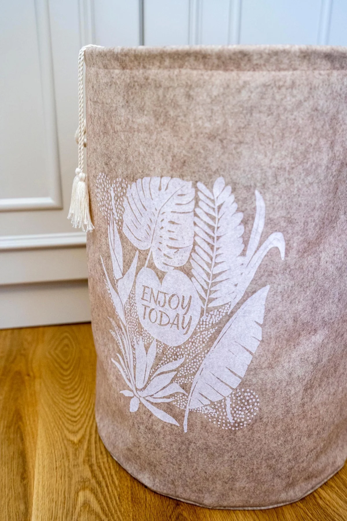 Torbalı ve Kulplu Püskül Detaylı Düzenleyici Çok Amaçlı Organizer