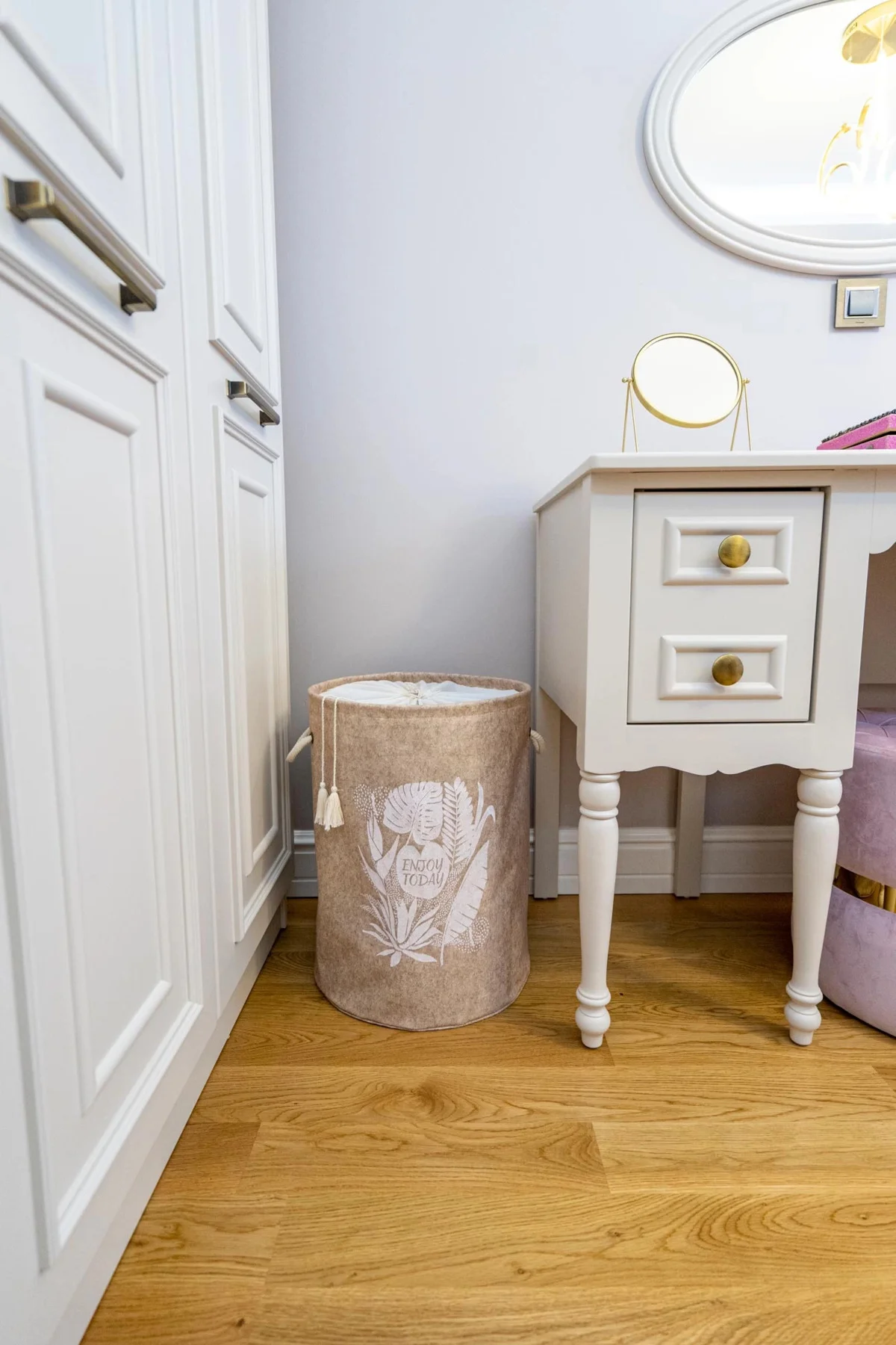 Torbalı Ve Kulplu Püskül Detaylı Düzenleyici Çok Amaçlı Organizer