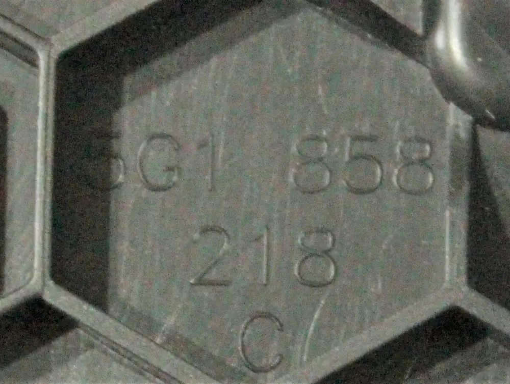 Torpido Kapağı - Sağ, Airbag Anahtarlı (VW Orjinal)(5G1858218C)(G