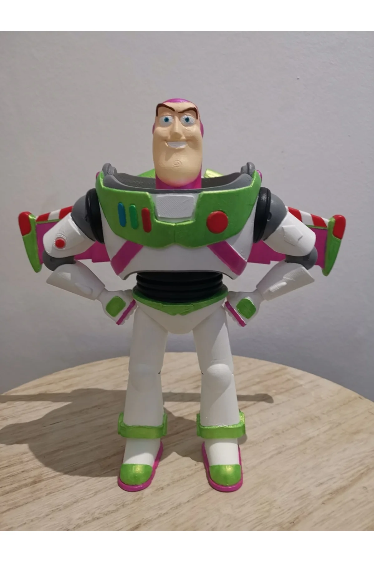 Toy Story Buzz Lightyear Boyalı Figür Oyuncak Hikayesi Buzz Lightyear Büyük Boy 20CM