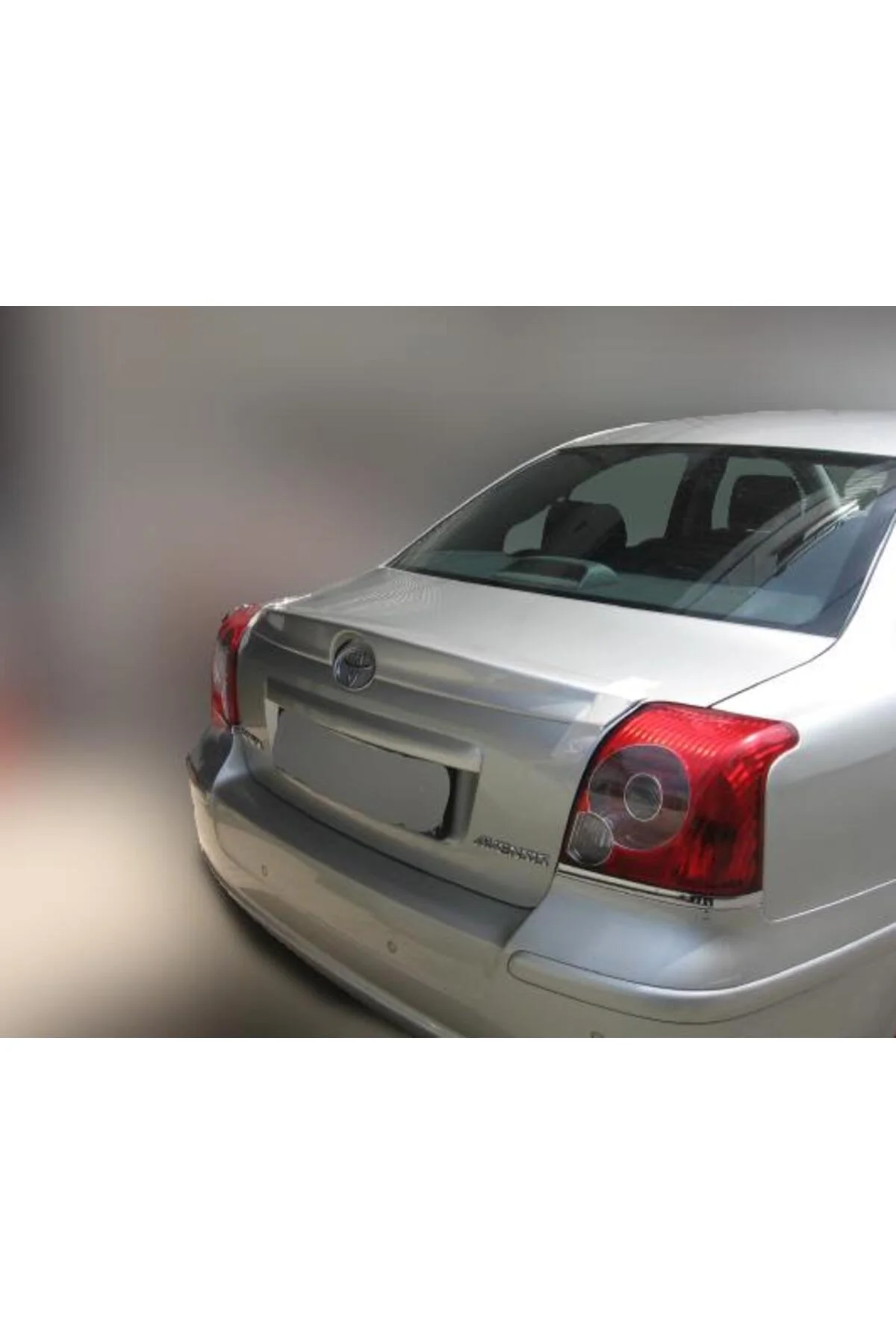 TOYOTA AVENSİS 2004-2008 ASTARLI ANATOMİK SPOİLER TOYOTA AVENSİS 2004-2008 ASTARLI ANATOMİK SPOİLER