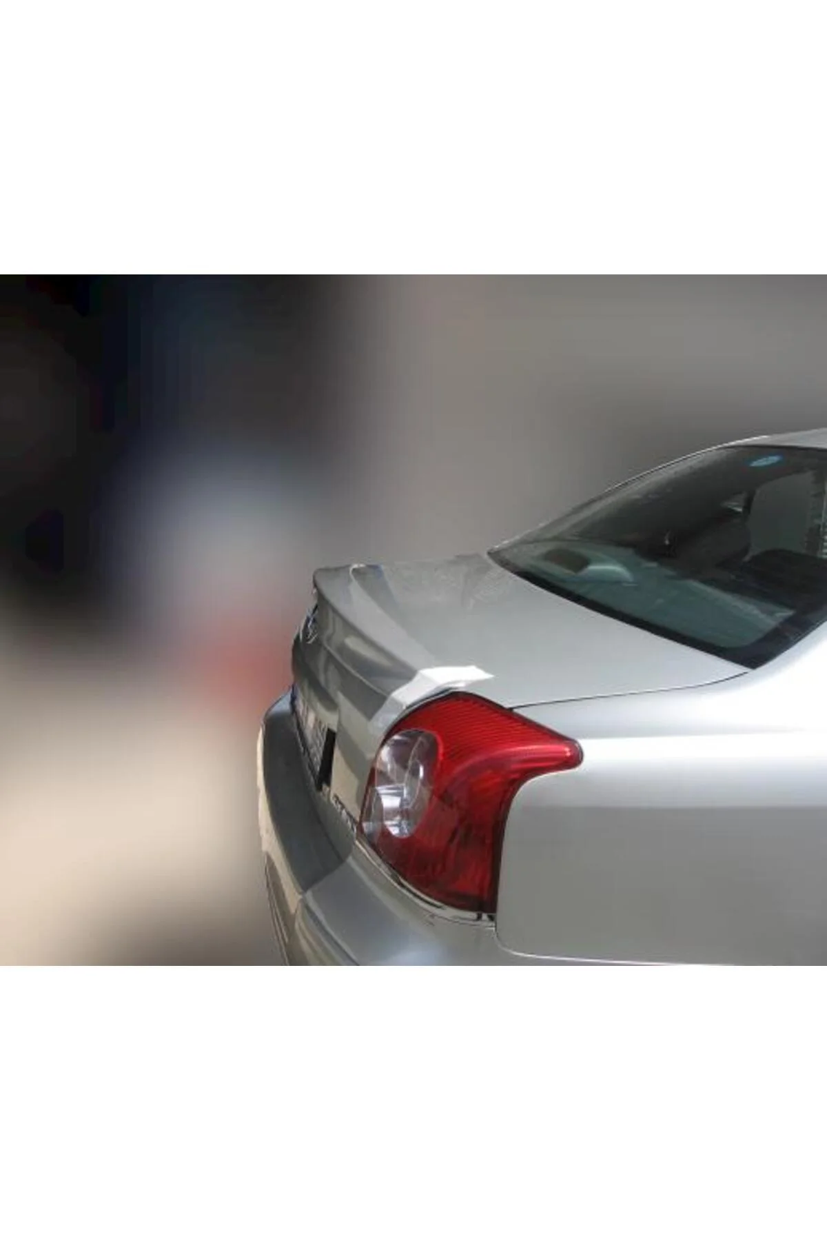 TOYOTA AVENSİS 2004-2008 ASTARLI ANATOMİK SPOİLER TOYOTA AVENSİS 2004-2008 ASTARLI ANATOMİK SPOİLER