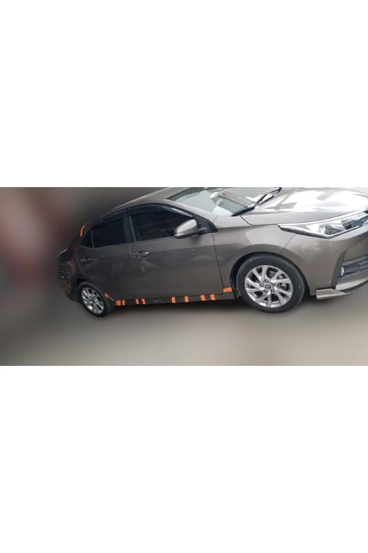 TOYOTA COROLLA 2013-2019 ASTARLI DÜZ YAN MARŞPİYEL