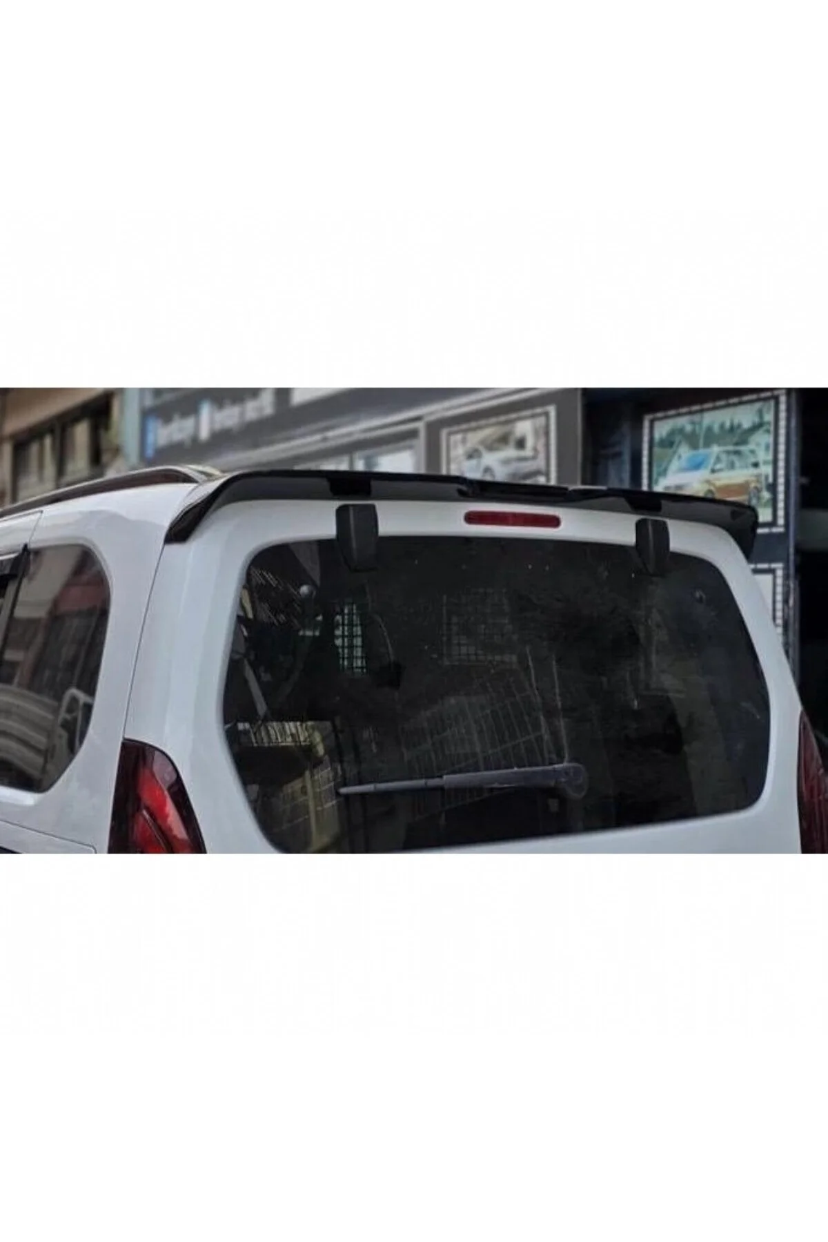 TOYOTA PROACE 2021- İLE UYUMLU 2019- ABS YARASA ASTARLI SPOİLER TOYOTA PROACE 2021- İLE UYUMLU 2019- ABS YARASA ASTARLI SPOİLER