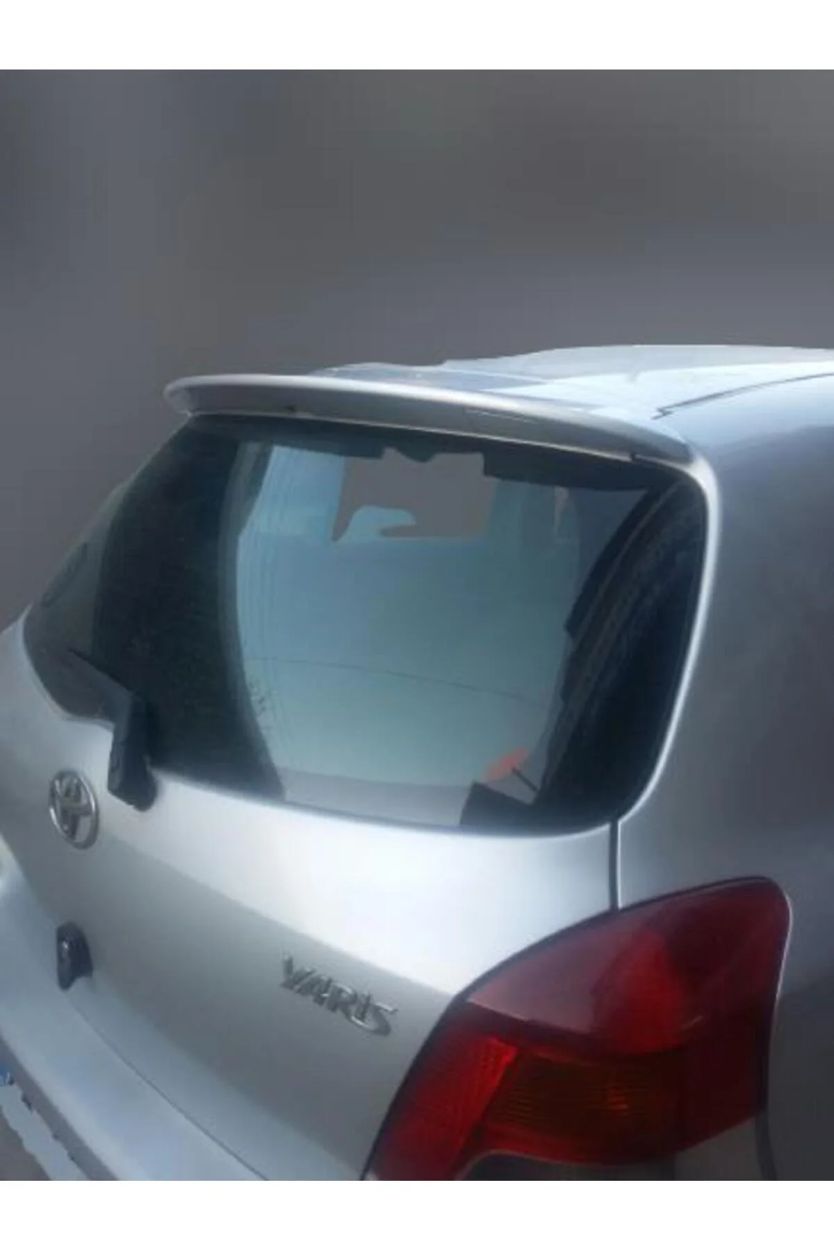 TOYOTA YARİS İNCE ASTARLI ANATOMİK SPOİLER