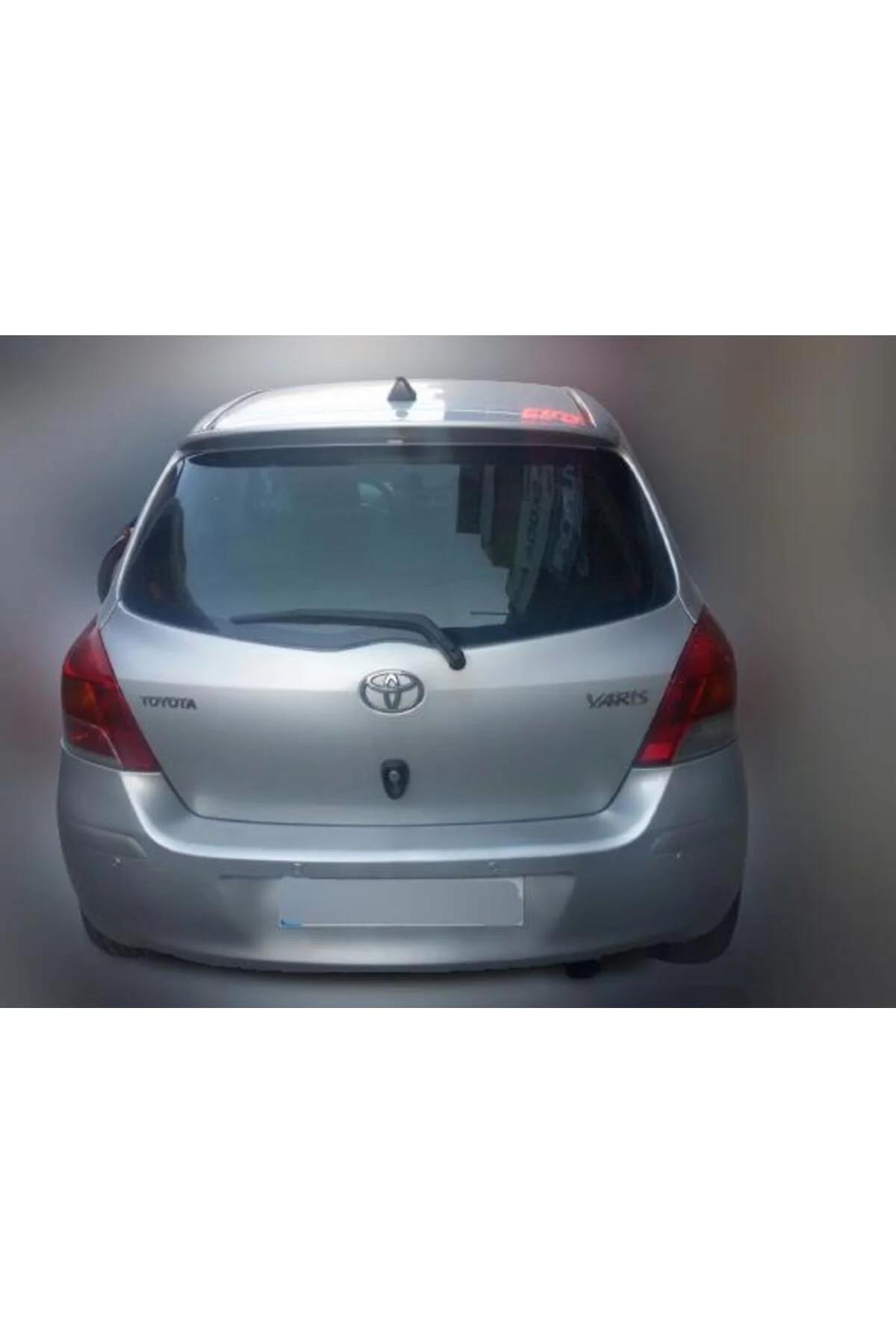 TOYOTA YARİS İNCE ASTARLI ANATOMİK SPOİLER