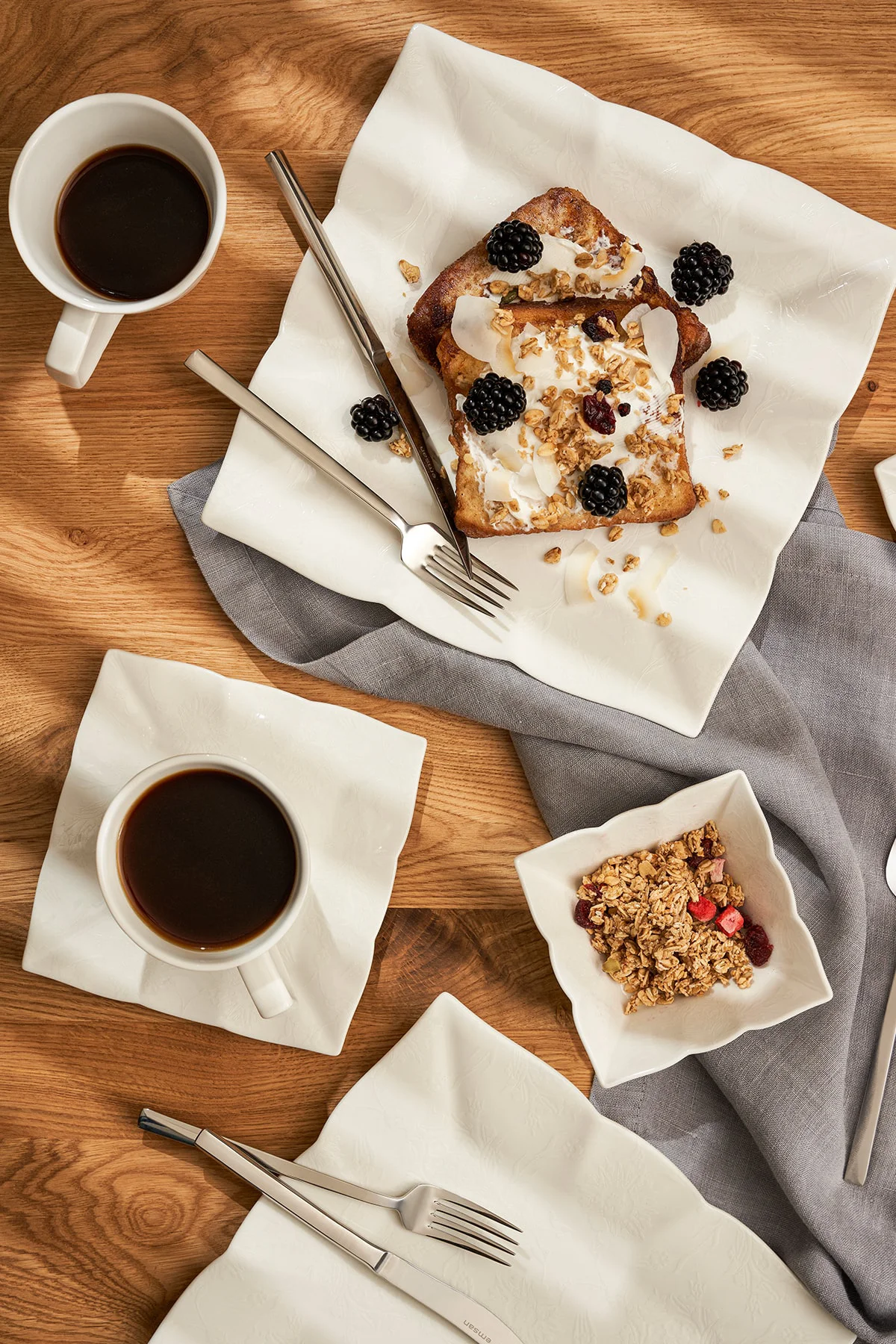 Traditional 32 Parça 6 Kişilik Kahvaltı/ Servis Takımı