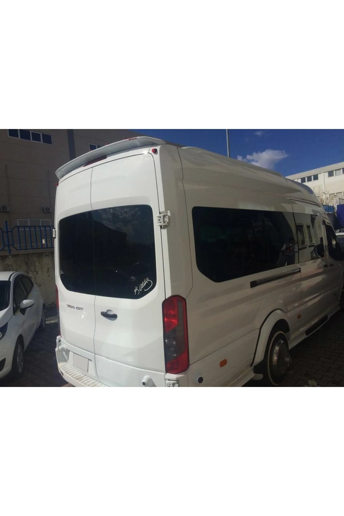 Transit 2014-2018 Uyumlu Beyaz Spoiler