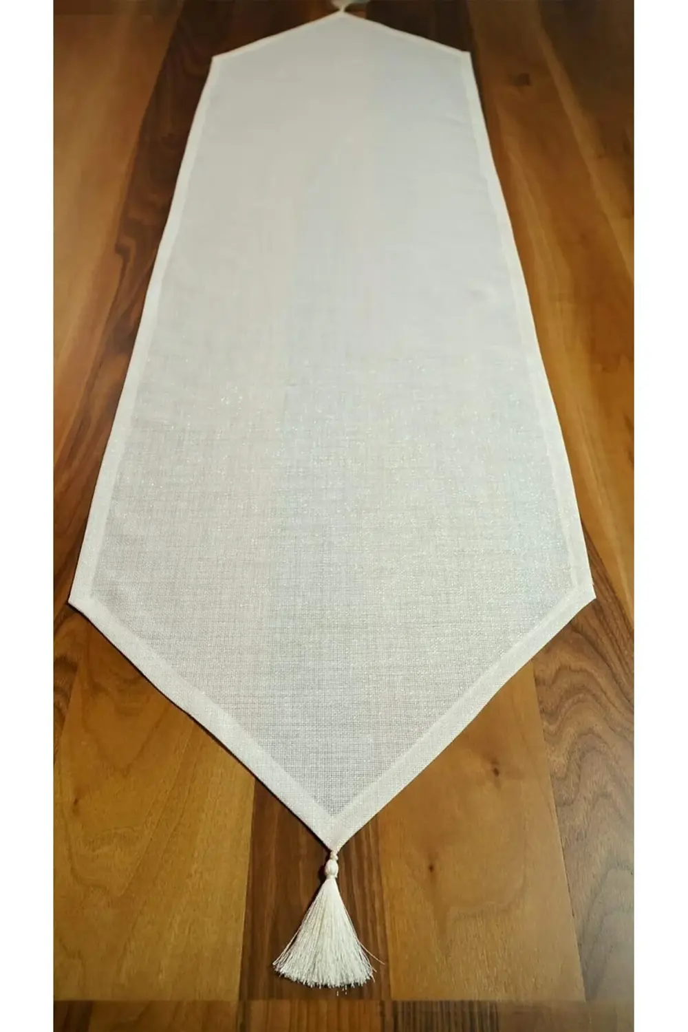 trendflare Simli Runner Püsküllü, Kırık Beyaz, 45x150cm modasplas trendflare Simli Runner Püsküllü, Kırık Beyaz, 45x150cm modasplas