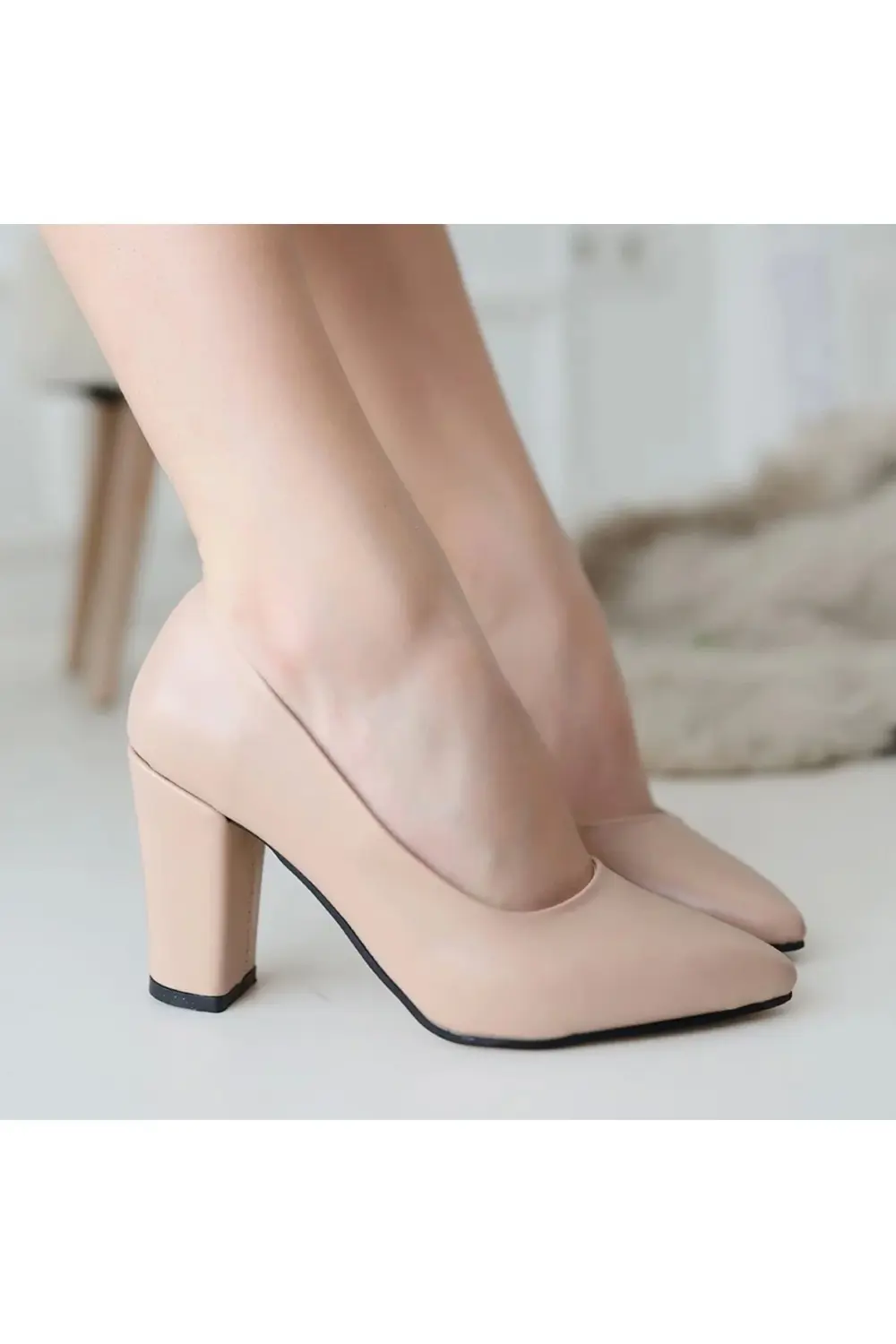 Trendusfashion Siyah Cilt Topuklu Ayakkabı