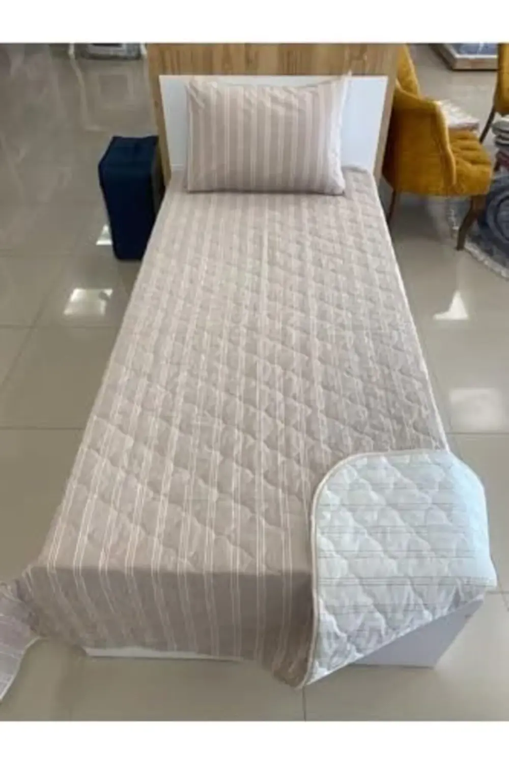 trendyvision DENİZLİ ÇEYİZ Çift Taraflı Tek Kişilik Kapitone Yata