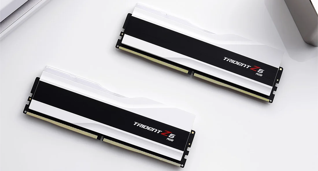 Trident Z5 RGB Beyaz DDR5-6400Mhz CL32 64GB (2x32GB) DUAL (32-39-39-102) 1.4V Fiyatı, Yorumları ve Özellikleri