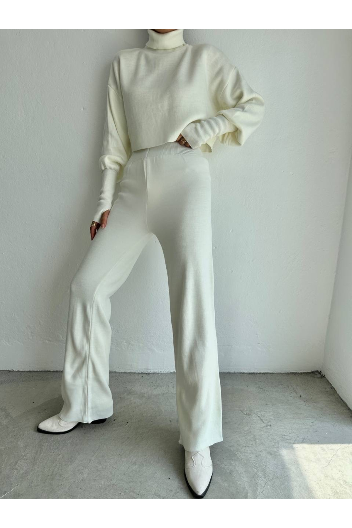 Aseres Triko Takım Parmak Geçmeli