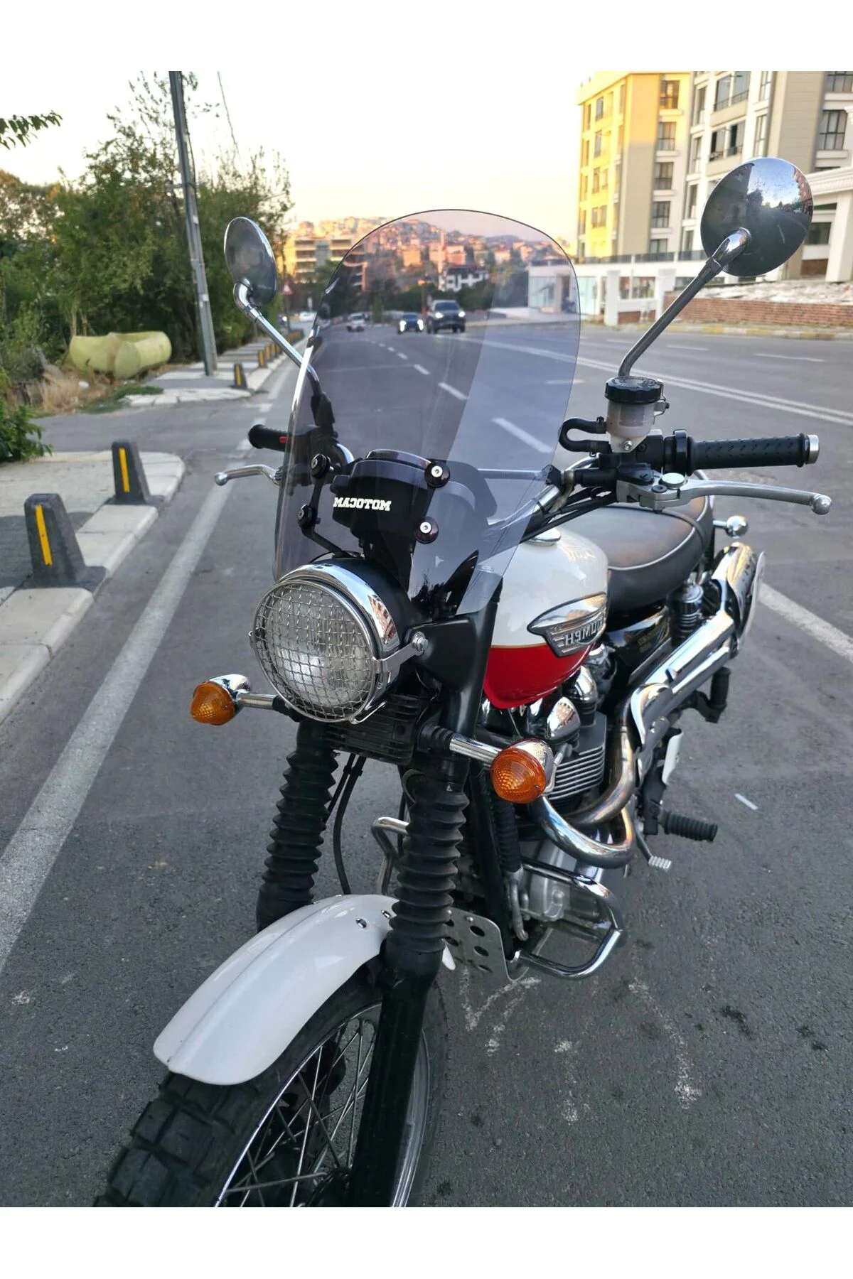 Trıumph Scrambler 900 Ön Cam 2005-2025 Model 45cm Füme Renkli 4mm