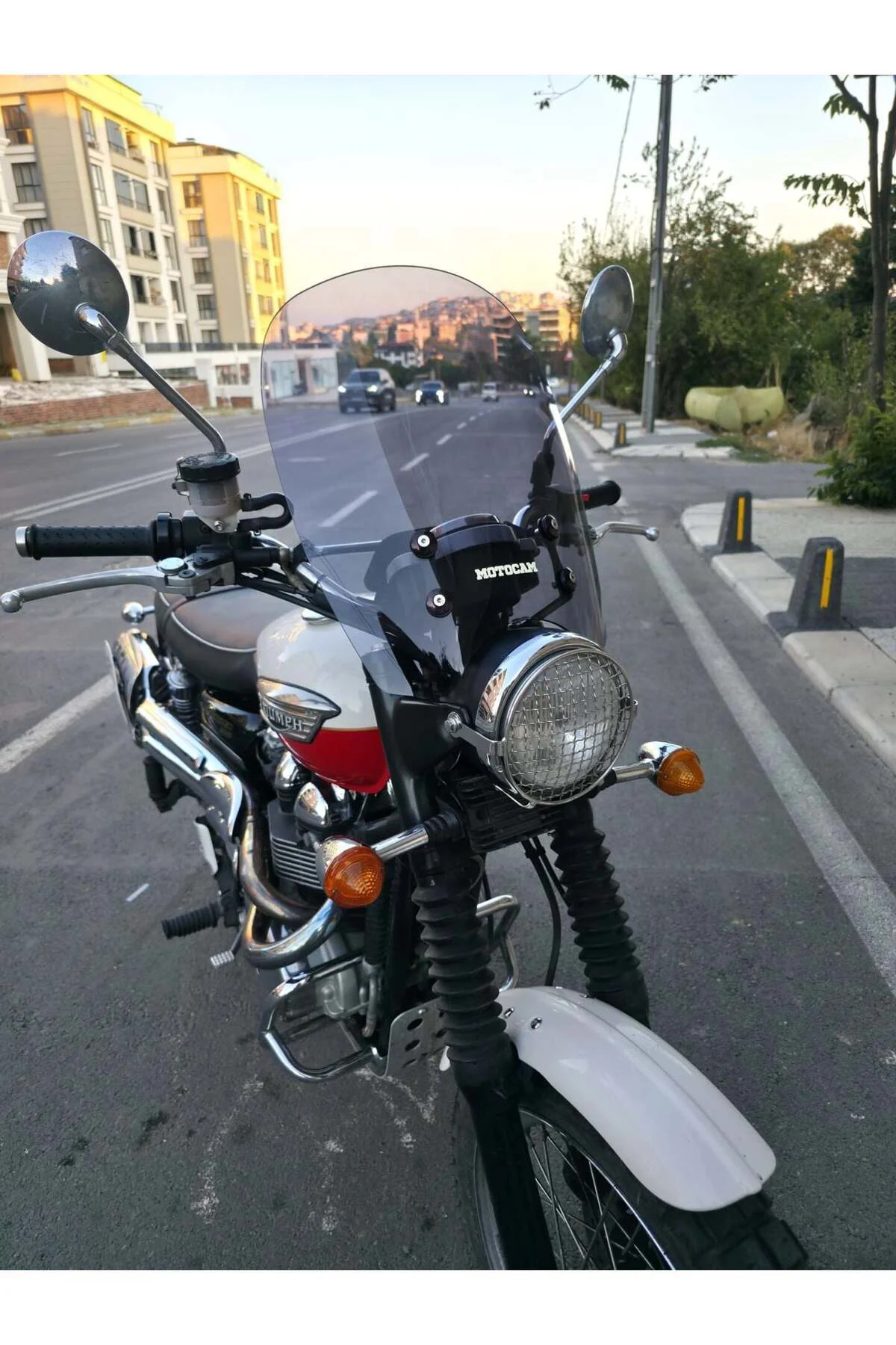 Trıumph Scrambler 900 Ön Cam 2005-2025 Model 45cm Füme Renkli 4mm