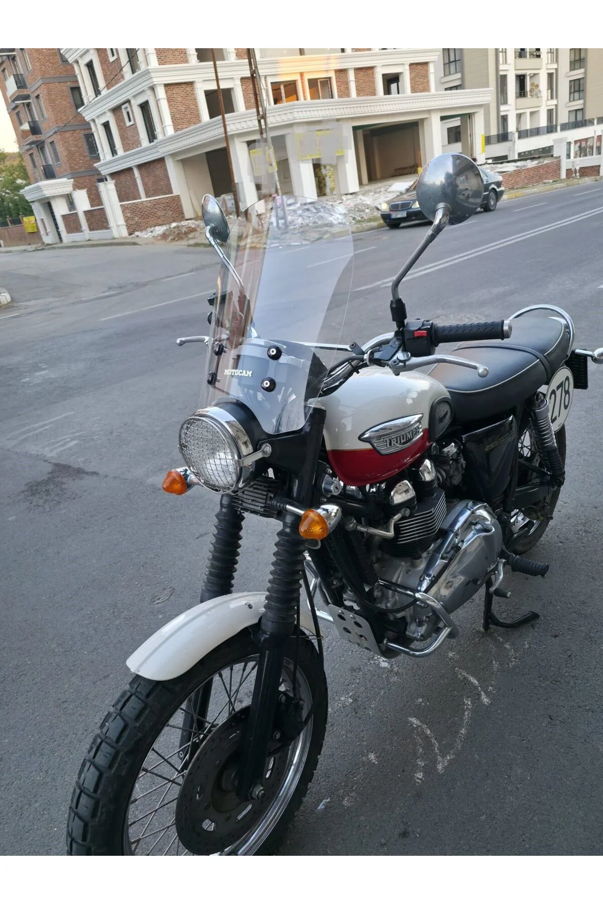 Trıumph Scrambler 900 Ön Cam 2005-2025 Model 45cm Şeffaf Renkli 4