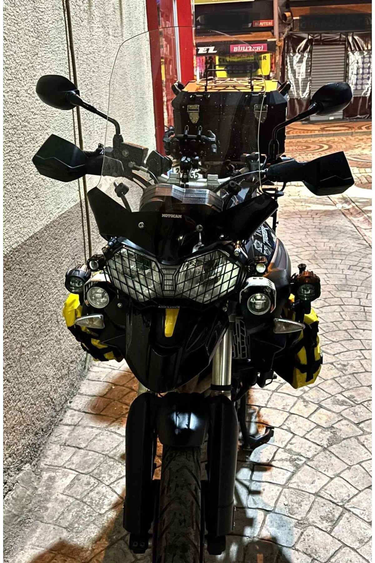 Triumph Tiger 800 XC Ön Cam 2010-2017 Model 59cm Şeffaf Renkli 4mm