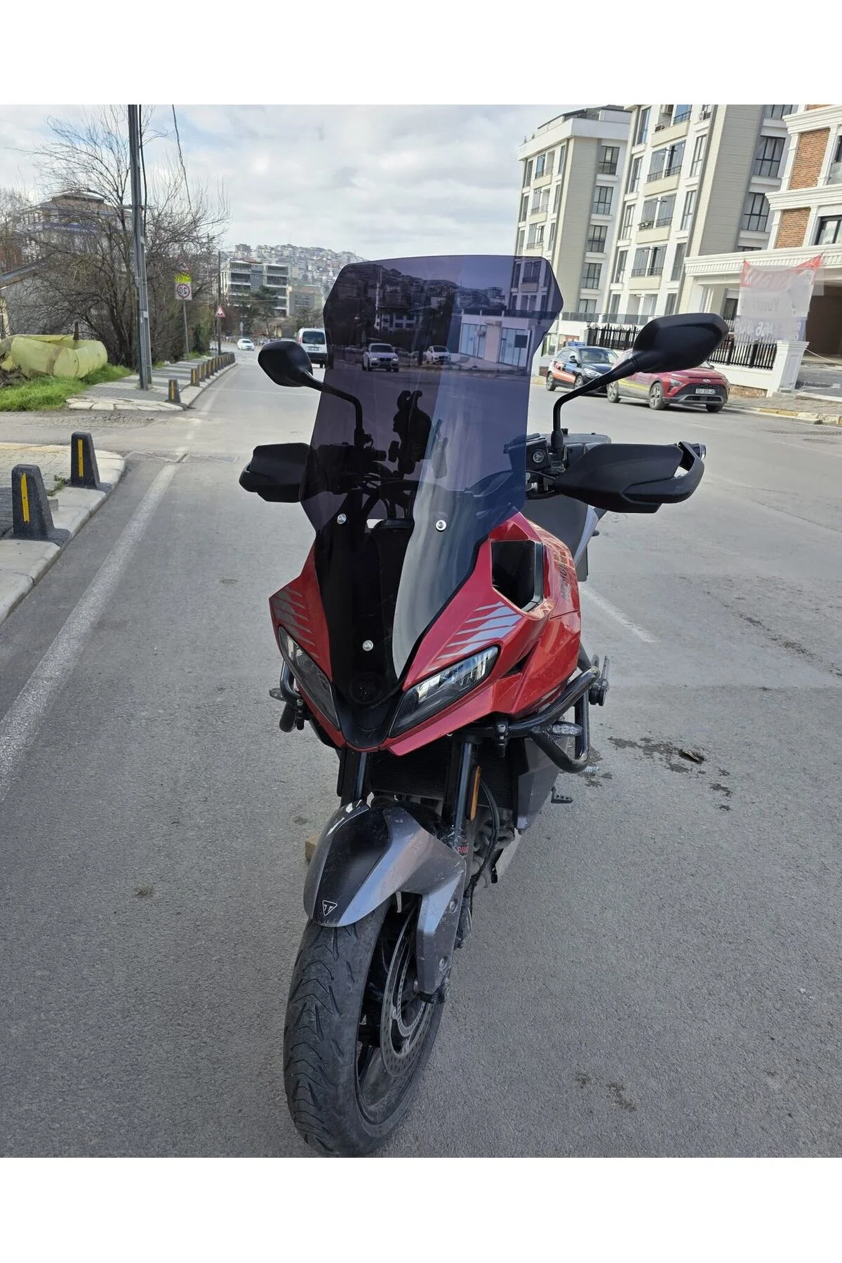 Trıumph Tiger Sport 660 Ön Cam 2022-2026 Model 73cm Siyah Renkli 
