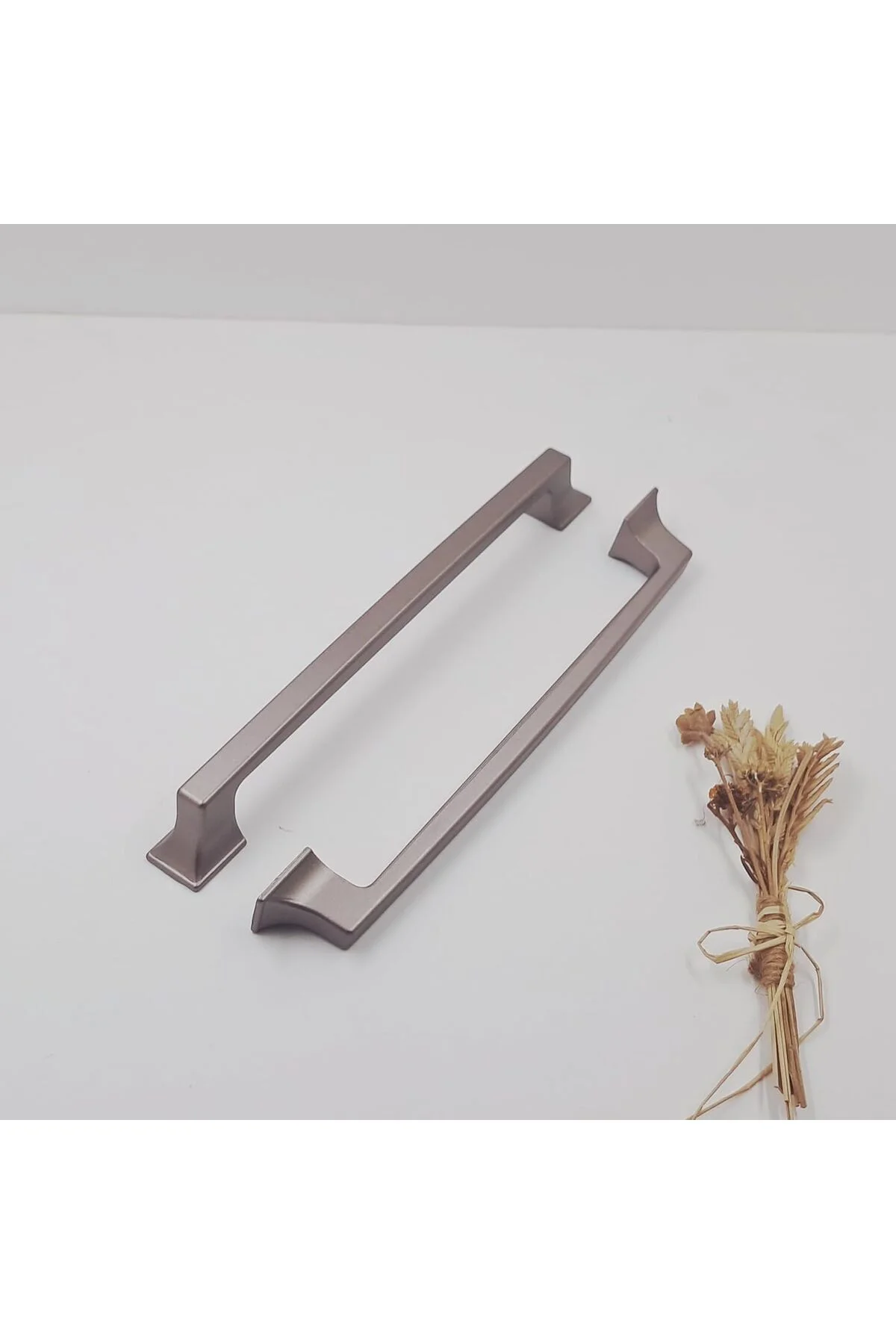 TTKTEKNOLOJİ Kürdevan 160mm Modern Şık Metalik Bronz Mutfak Banyo