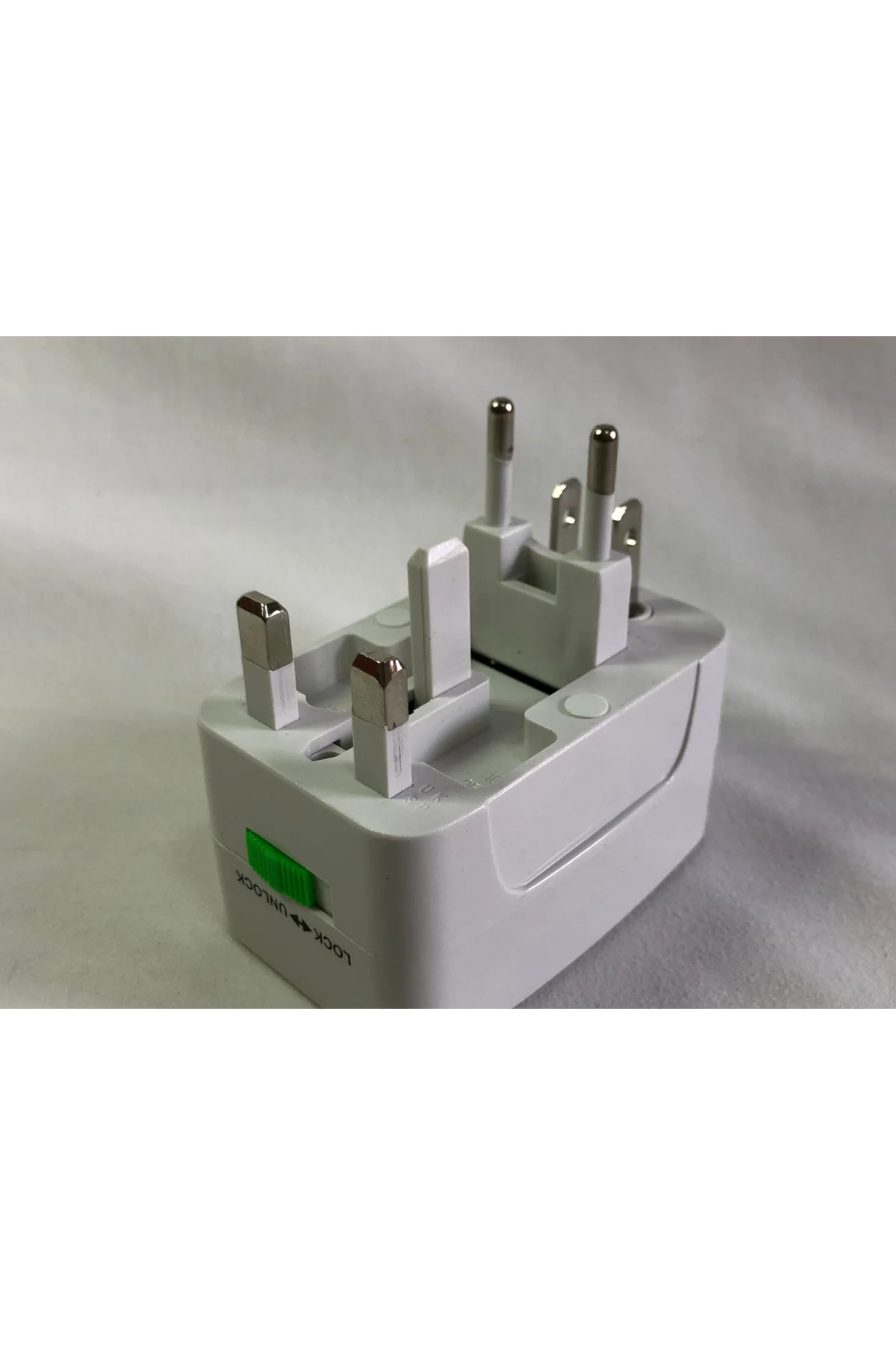 Tüm Seyahatler İçin Pratik Universal Fiş Dönüştürücü Adaptör Tüm Seyahatler İçin Pratik Universal Fiş Dönüştürücü Adaptör