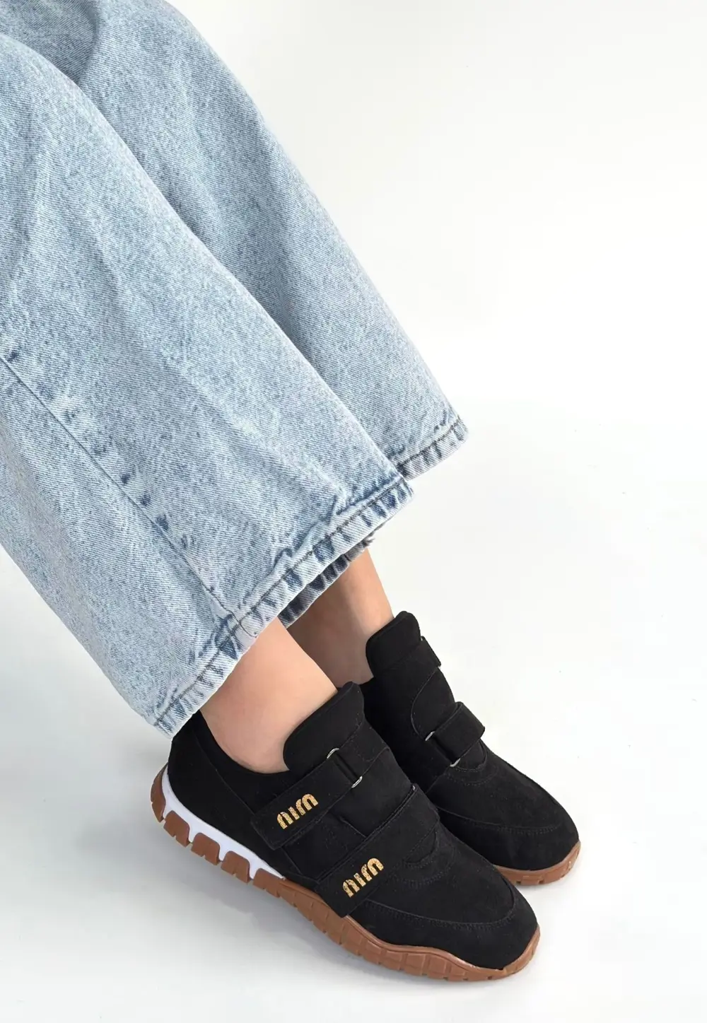 Tunga Siyah Süet Cırt Cırtlı Spor Ayakkabı