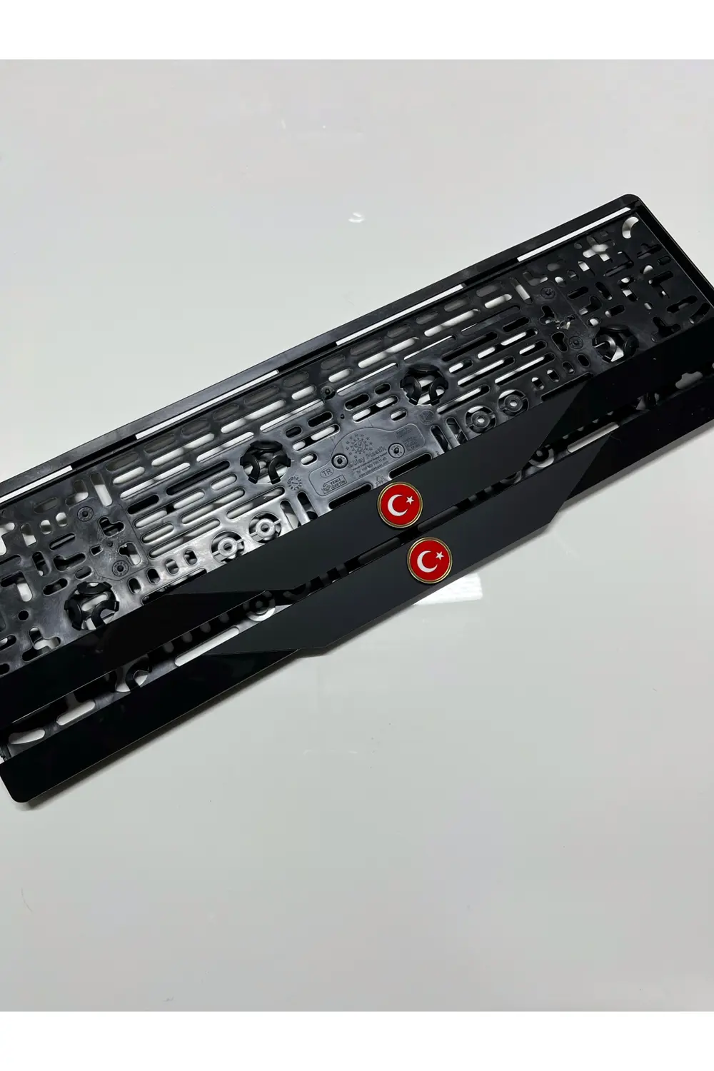 TÜRK BAYRAKLI MAT MODEL TAKMATİK PLAKALIK PLEKSİ