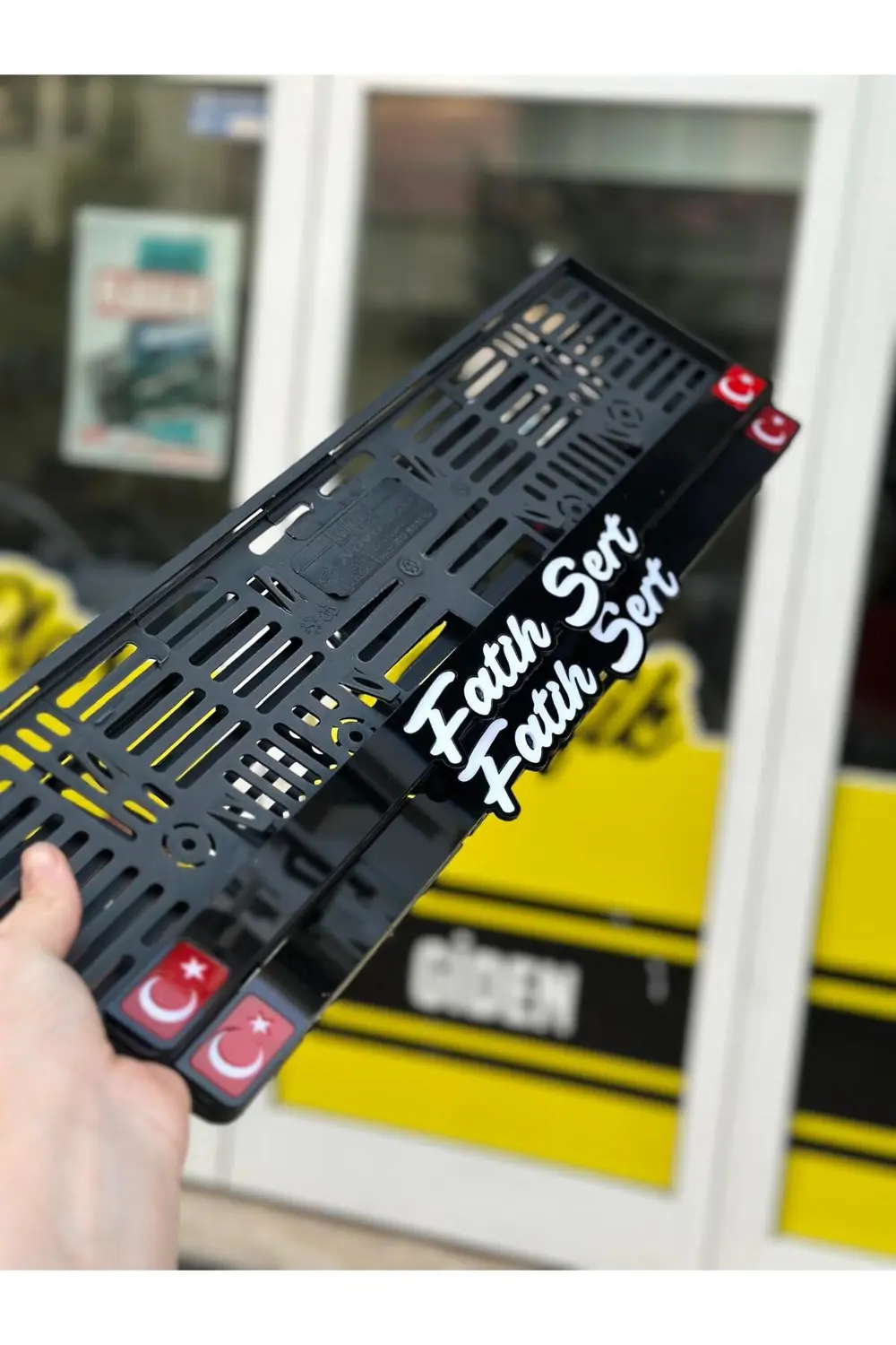 TÜRK BAYRAKLI SARKIK PLAKALIK