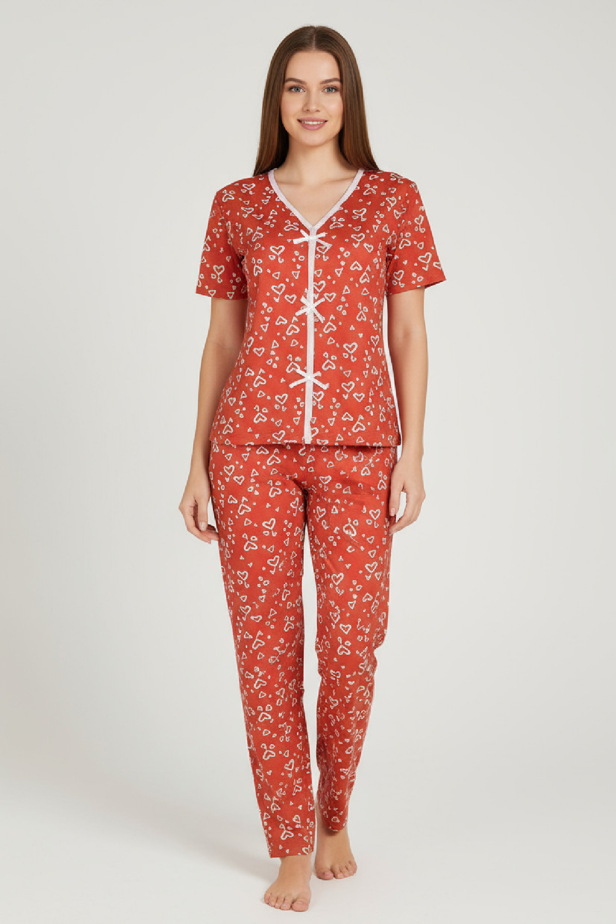 Turuncu Kalp Desenli Fiyonklu Kısa Kollu Uzun Pijama Takımı