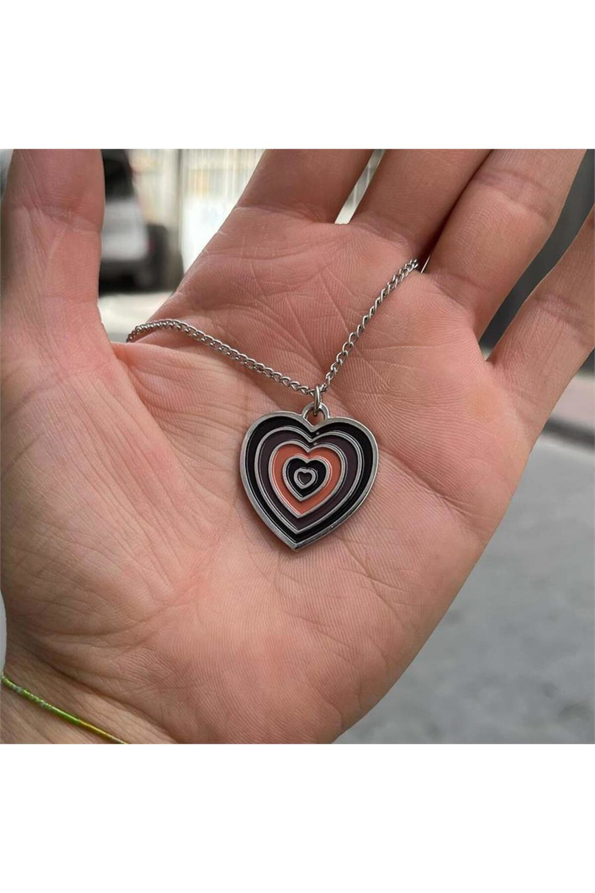 Turuncu Kalp Zincirli Kolye