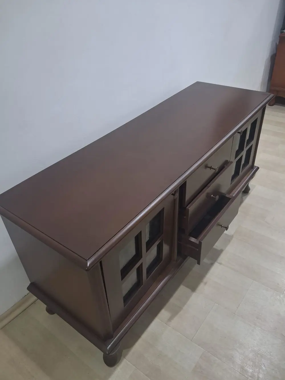 Tv Sehpa Klasik Pencere ST 90567 Model Ahşap Kayın Aslan Ayak Cev Tv Sehpa Klasik Pencere ST 90567 Model Ahşap Kayın Aslan Ayak Cev