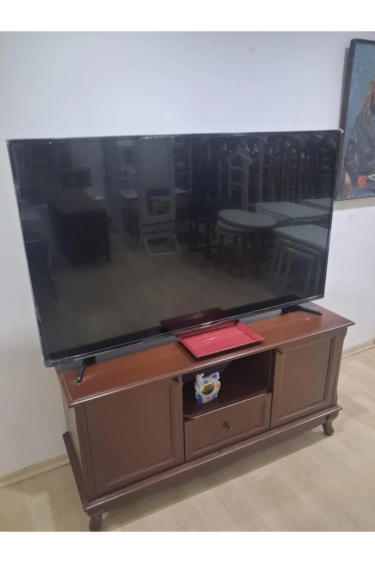 Tv Sehpa ST 18133 Klasik Model Ahşap Kayın ASLAN Ayak Parlak Ceviz 120 El Yapım Tv Sehpa ST 18133 Klasik Model Ahşap Kayın ASLAN Ayak Parlak Ceviz 120 El Yapım - Görsel 7