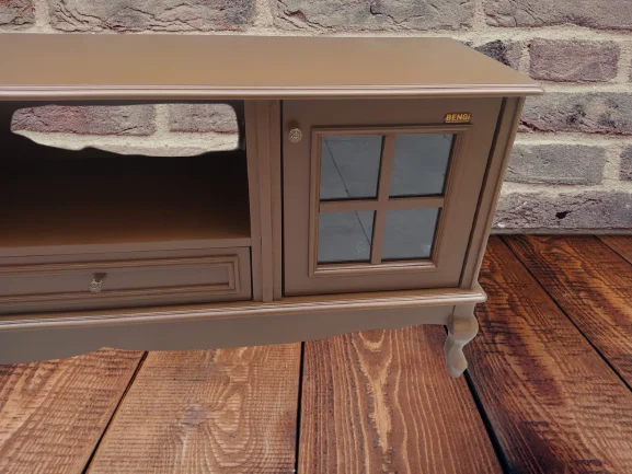 Tv Sehpa ST 18168 Windovs Model Ahşap Kayın ASLAN Ayak Parlak Ceviz 125cm El Yapı Fiyatı, Yorumları ve Özellikleri