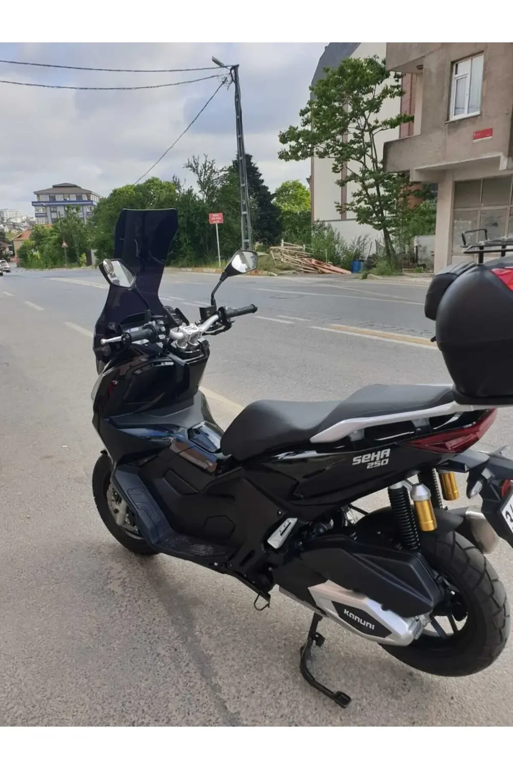 TVS Apache Ventro 150 Ön Cam 2023-2025 Model 78cm Siyah Renkli 4m TVS Apache Ventro 150 Ön Cam 2023-2025 Model 78cm Siyah Renkli 4m