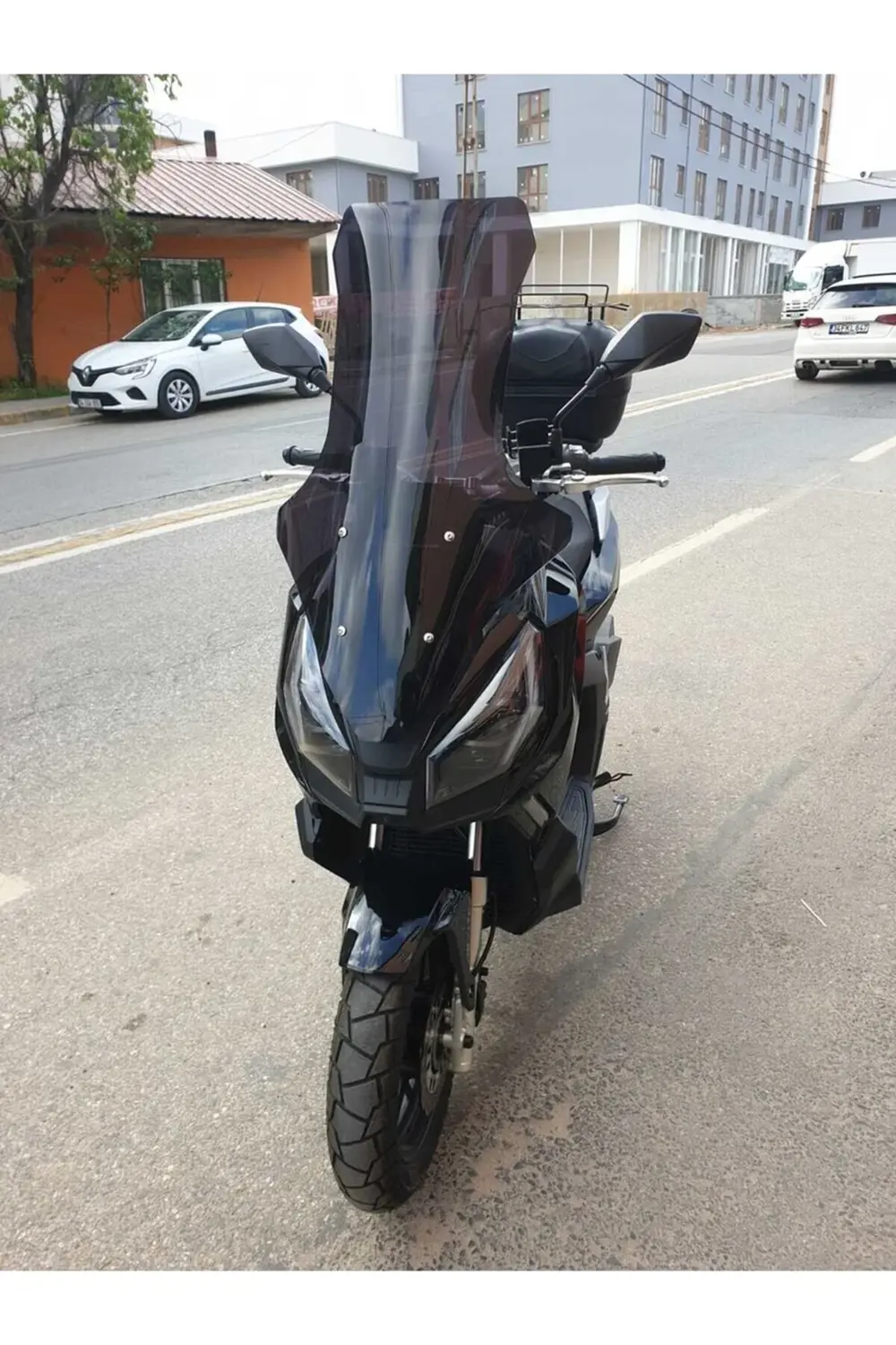 TVS Apache Ventro 150 Ön Cam 2023-2025 Model 78cm Siyah Renkli 4m TVS Apache Ventro 150 Ön Cam 2023-2025 Model 78cm Siyah Renkli 4m
