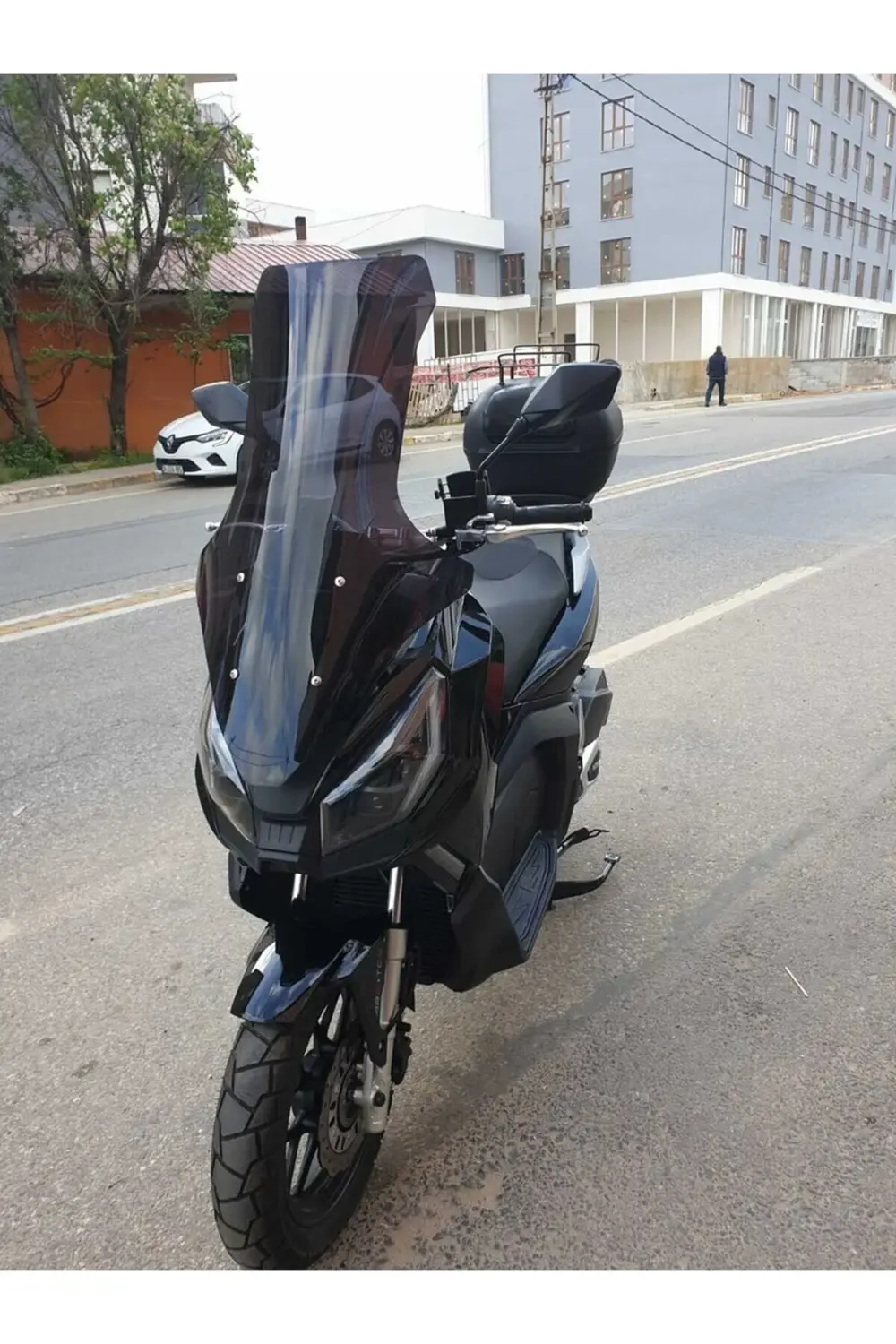 TVS Apache Ventro 150 Ön Cam 2023-2025 Model 78cm Siyah Renkli 4m TVS Apache Ventro 150 Ön Cam 2023-2025 Model 78cm Siyah Renkli 4m