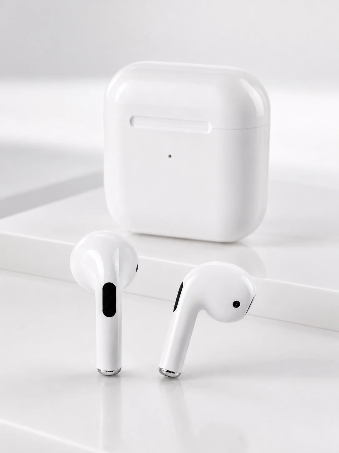 TWS Kablosuz Bluetooth Kulaklık 3 Saat Müzik 4 Saat Konuşma Şarj Kutulu