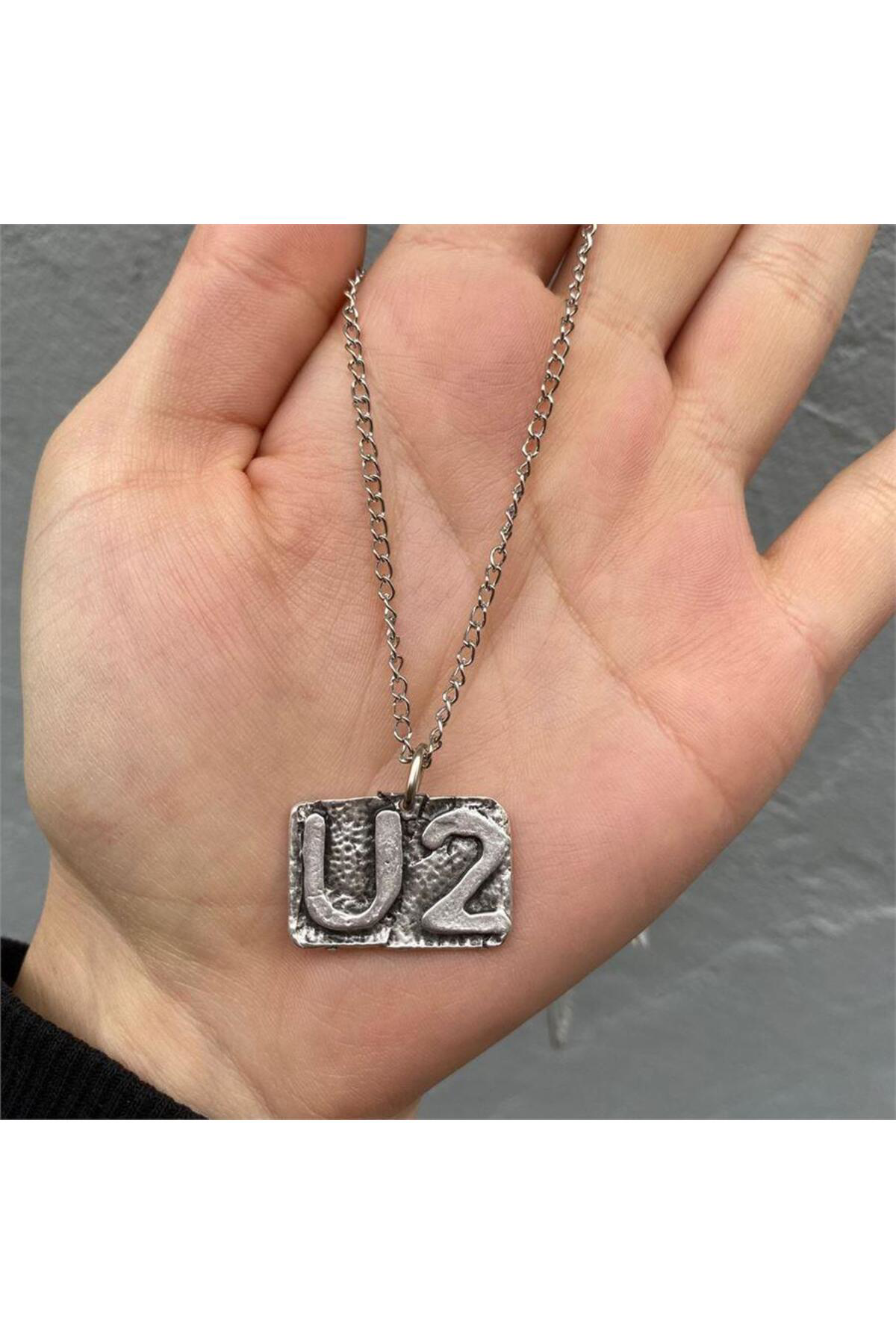 U2 Zincirli Kolye