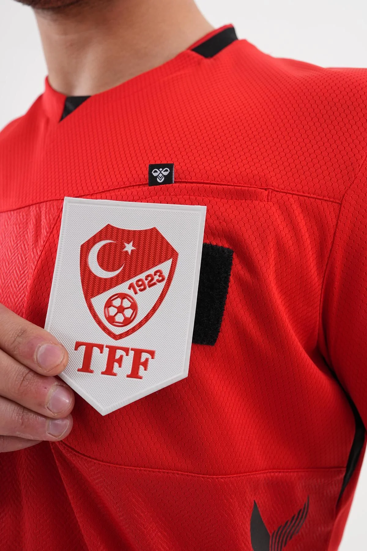 Üç Boyutlu Hologram Aday Hakem Kokartı, TPU