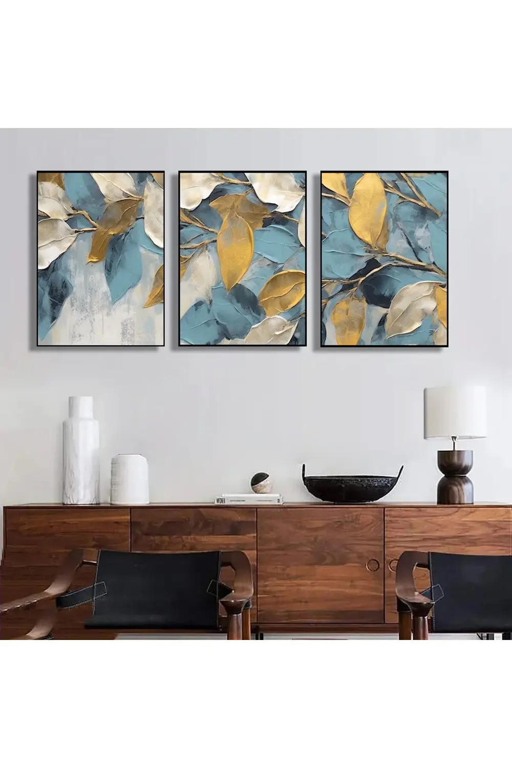 Üç soyut sanat illüstrasyonundan oluşan bir set. 3'lü Kanvas Tabl