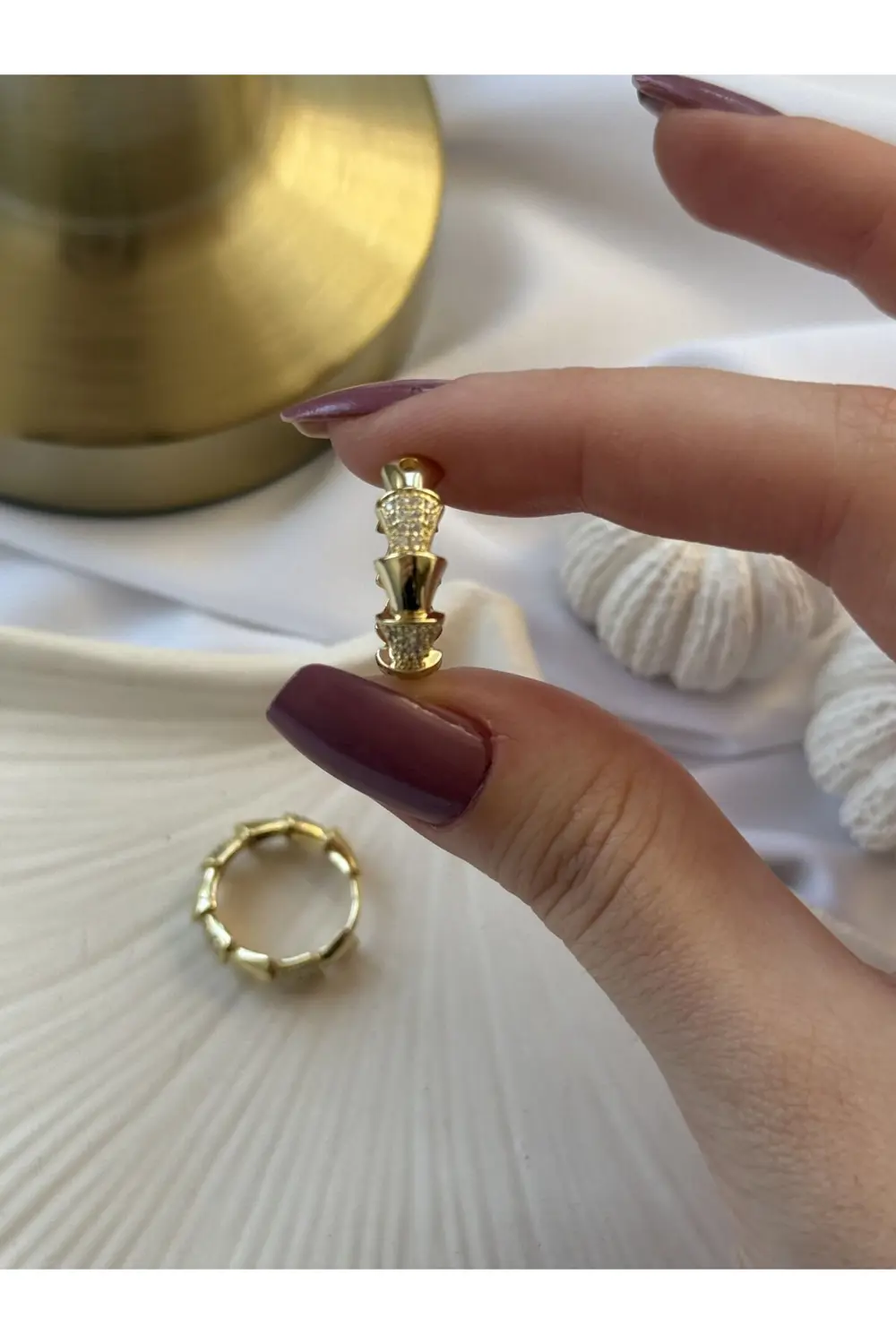 Atelier Emine Üçgen Dizisi Çelik Küpe