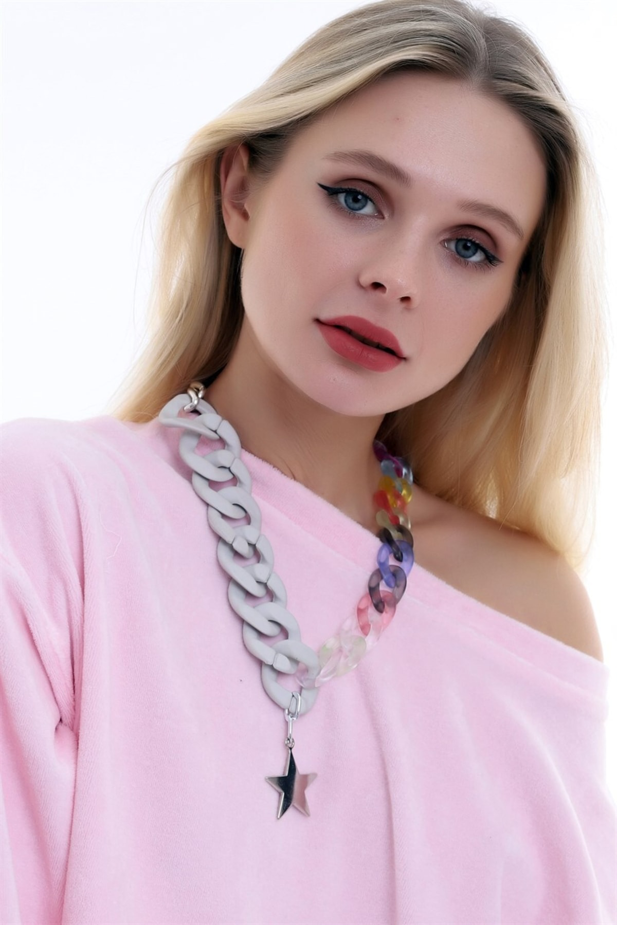 Ucu Yıldız Desenli Spor Zarif Ve Şık Asetat Zincir Kolye