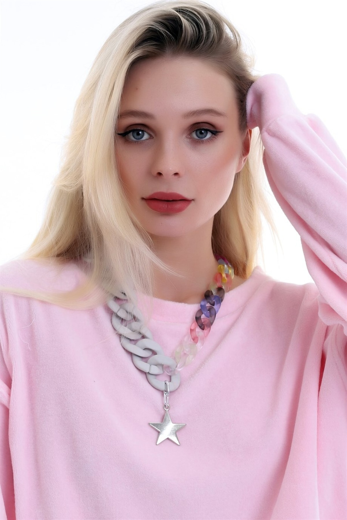 Ucu Yıldız Desenli Spor Zarif Ve Şık Asetat Zincir Kolye