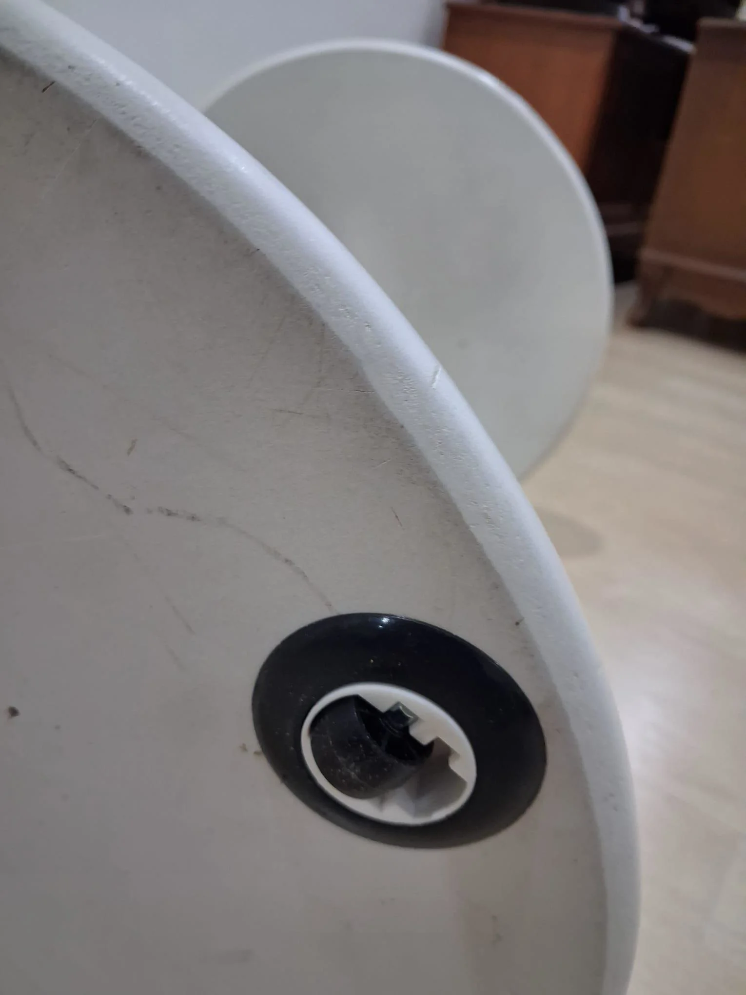 UFO C ST 18105 SEHPA MDF Parlak Beyaz Lake Altı Tekerlek Kanepe O