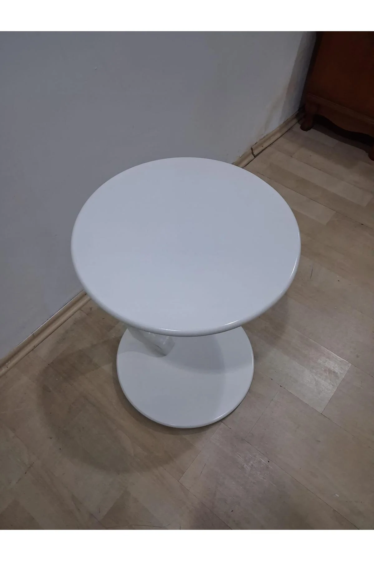 UFO C ST 18105 SEHPA MDF Parlak Beyaz Lake Altı Tekerlek Kanepe Oturarak Çalışma - Görsel 4