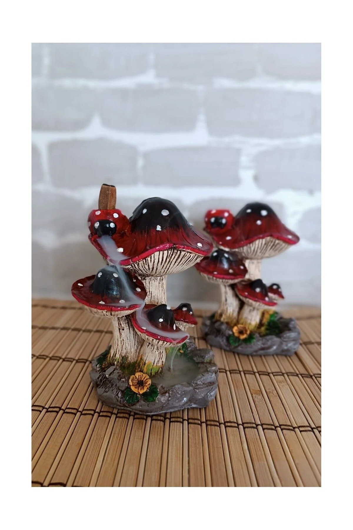 Uğur Böcekli Mantar Tütsülük El Boyaması 13 x 11 cm Seramik Tozun