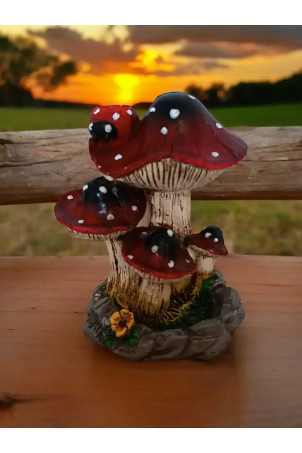 Uğur Böcekli Mantar Tütsülük El Boyaması 13 x 11 cm Seramik Tozun