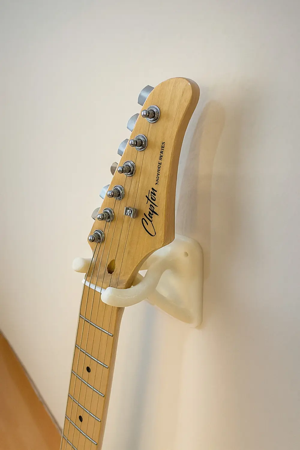 Ukulele Duvar Askısı Beyaz ABS Plastik Duvar Askısı