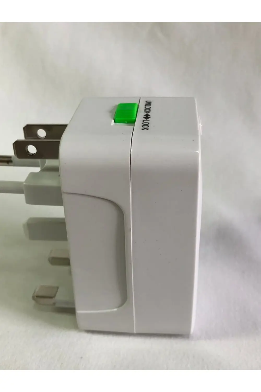 Umre Seyahatlerinde Kullanılabilecek Universal Fiş Dönüştürücü –