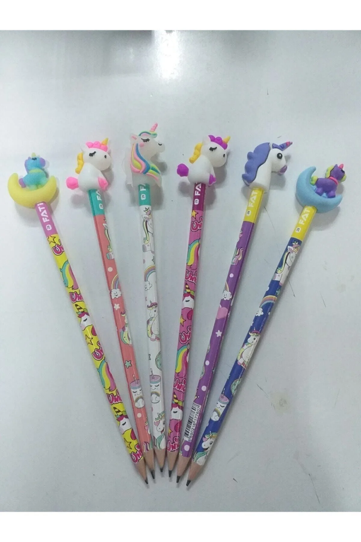 Unicorn Kalem Başlığı Ve Kurşun Kalem Seti Unicorn Kalem Başlığı Ve Kurşun Kalem Seti